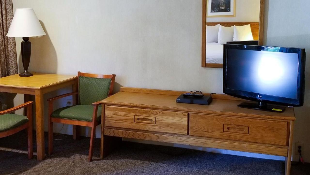 Magnuson Hotel Ely Εξωτερικό φωτογραφία