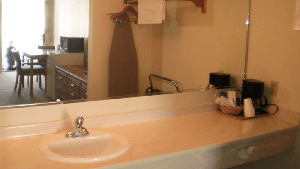 Magnuson Hotel Ely Δωμάτιο φωτογραφία